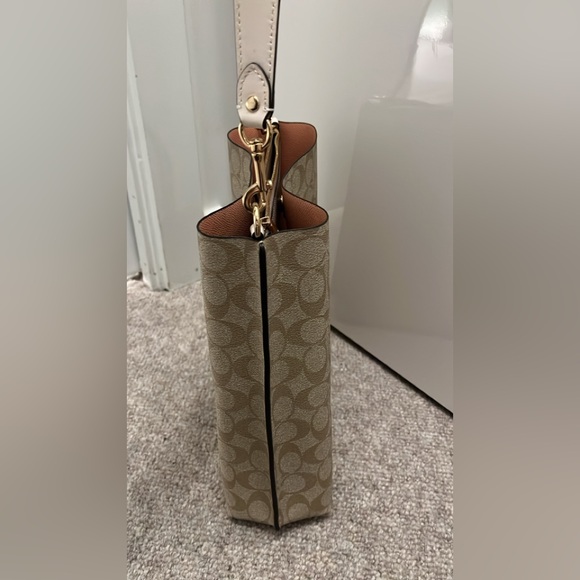 Coach Beige Top Handle Bucket Bag - Picture 4 of 7